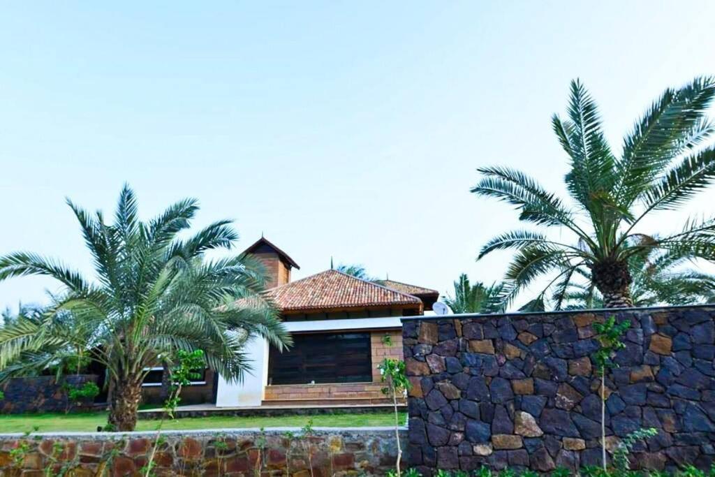 Vacation Villa-Devraj Residency - Bhuj, Kutch エクステリア 写真